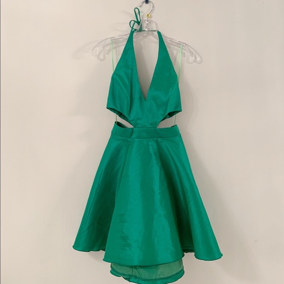 DESIGNER one-of-a-kind formal green dress size 2 - Picture 3 of 6